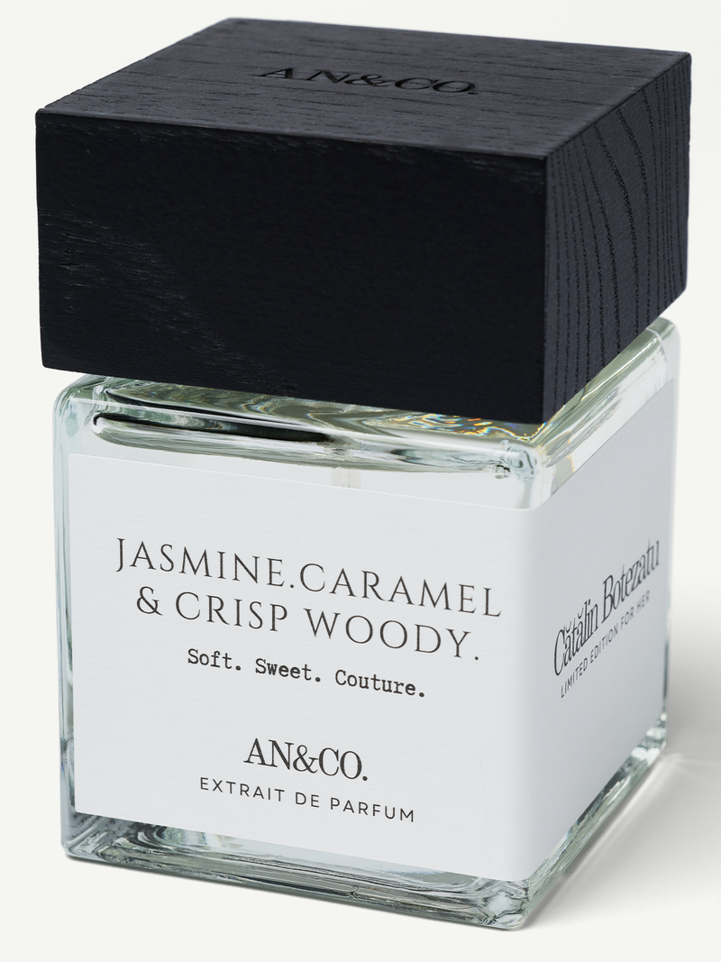 JASMINE. CARAMEL & CRISP WOODY